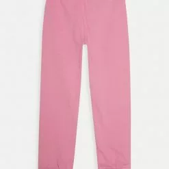 Friboo Verkaufsgeschäft -Friboo Verkaufsgeschäft b6a283def3524bc7adcd135115370b9d