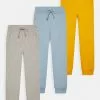 Friboo 3 PACK BASIC BOYS SWEATPANTS - Jogginghose - Grey, Ochre, Blue, Kinder 1 Friboo 3 PACK BASIC BOYS SWEATPANTS - Jogginghose - Grey, Ochre, Blue, Kinder -Friboo Verkaufsgeschäft c17904b64c0641aface30edf6db80a0b